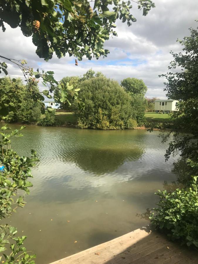 Elton Barn Fishery & Retreat Nottingham Buitenkant foto